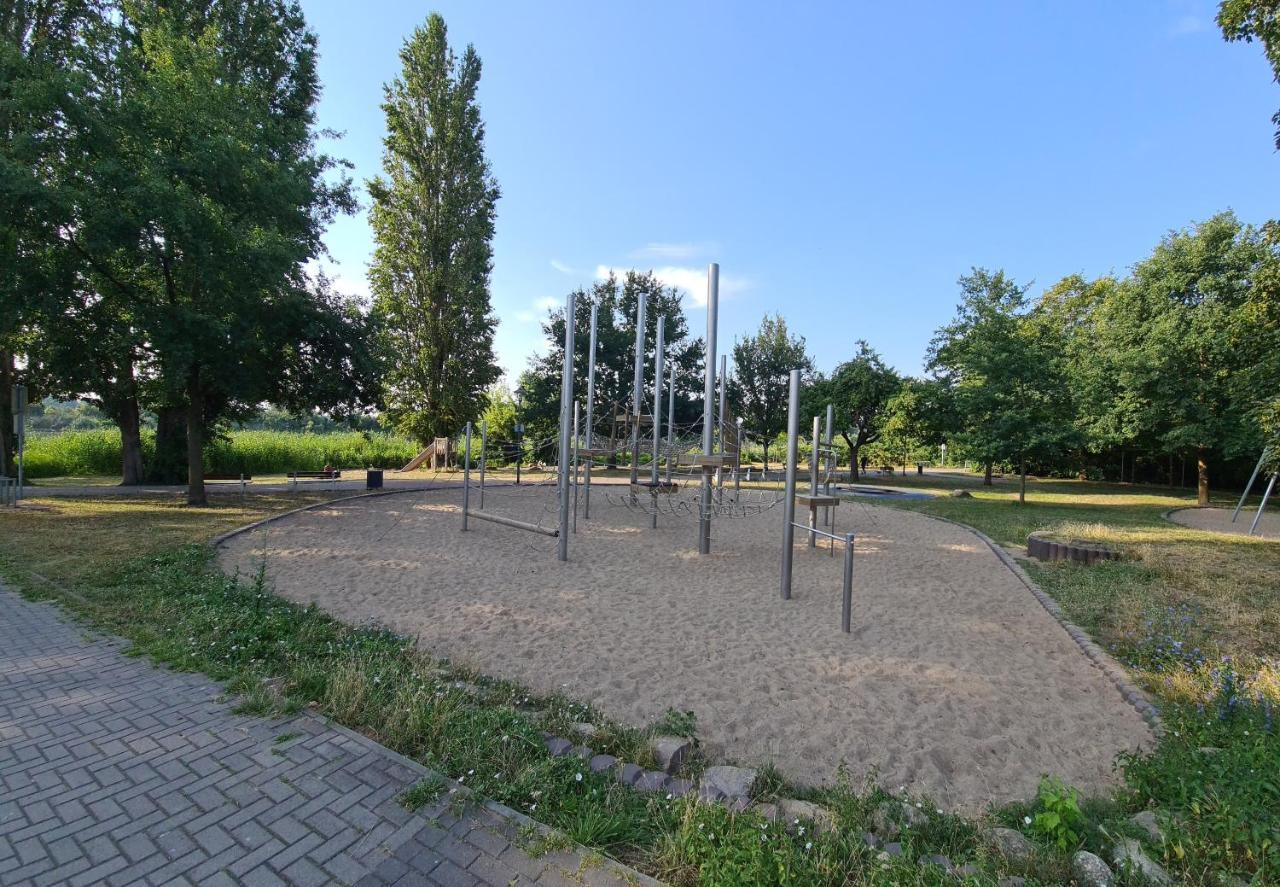 Die Ferienwohnung "Am Kietz" Schwedt Exterior foto